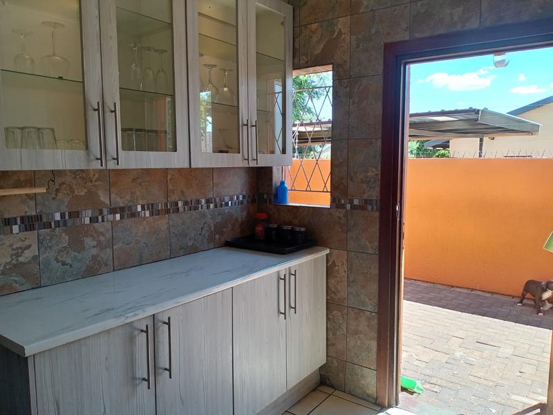 3 Bedroom Property for Sale in Groeneweide Gauteng