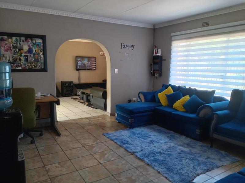 3 Bedroom Property for Sale in Groeneweide Gauteng