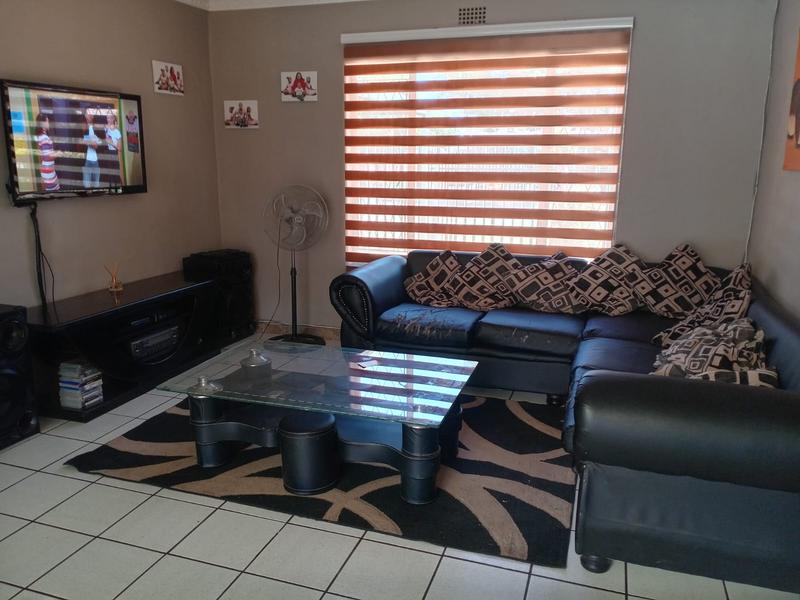 3 Bedroom Property for Sale in Groeneweide Gauteng