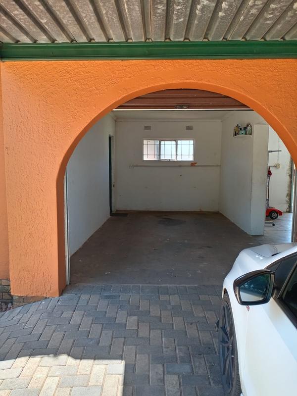 3 Bedroom Property for Sale in Groeneweide Gauteng