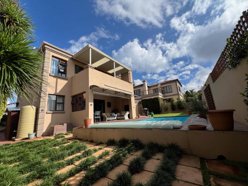 3 Bedroom Property for Sale in Ruimsig Gauteng