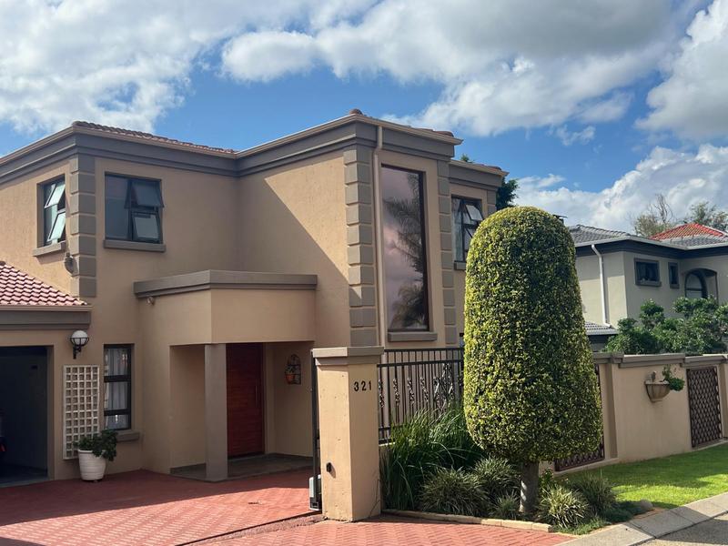 3 Bedroom Property for Sale in Ruimsig Gauteng