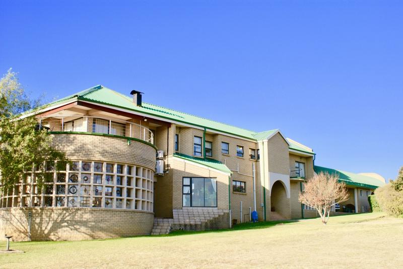 4 Bedroom Property for Sale in Ruimsig Gauteng