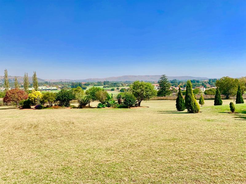 4 Bedroom Property for Sale in Ruimsig Gauteng