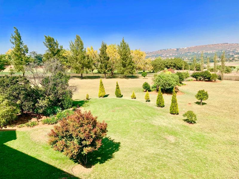 4 Bedroom Property for Sale in Ruimsig Gauteng