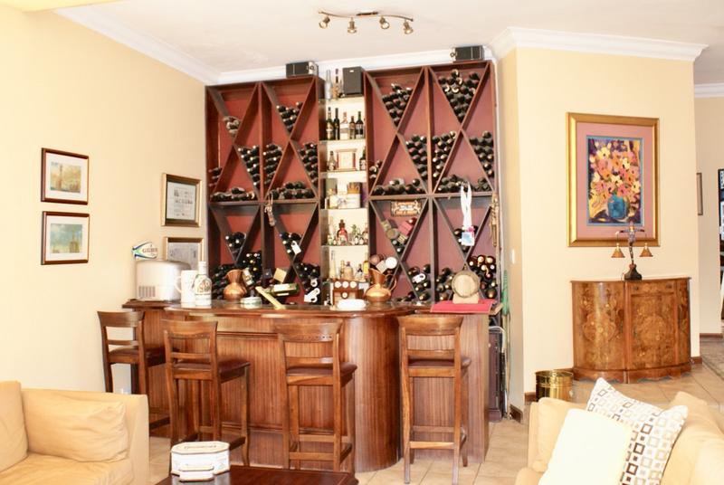 4 Bedroom Property for Sale in Ruimsig Gauteng