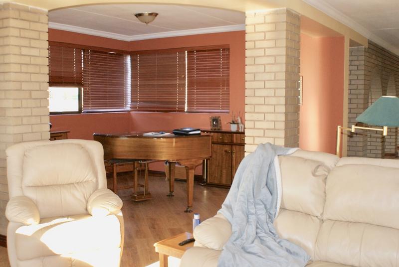 4 Bedroom Property for Sale in Ruimsig Gauteng
