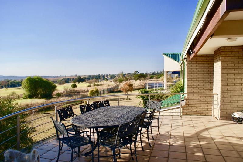 4 Bedroom Property for Sale in Ruimsig Gauteng