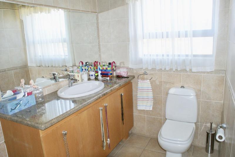 4 Bedroom Property for Sale in Ruimsig Gauteng