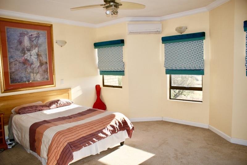 4 Bedroom Property for Sale in Ruimsig Gauteng