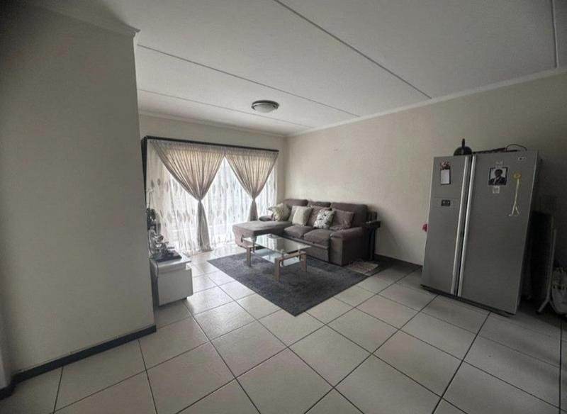 To Let 2 Bedroom Property for Rent in Fourways Gauteng