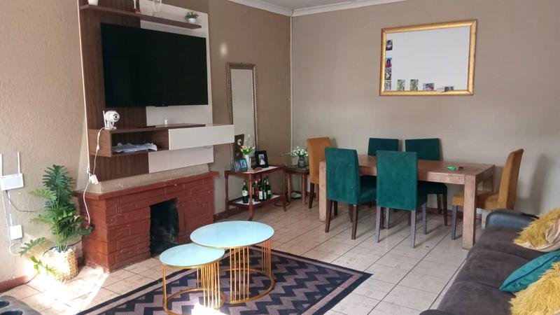 3 Bedroom Property for Sale in Roodepoort Central Gauteng
