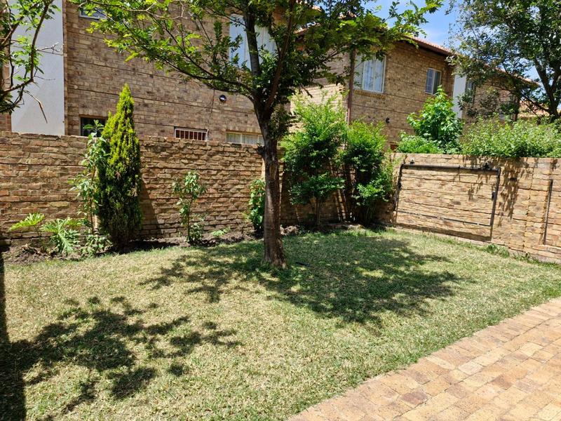 3 Bedroom Property for Sale in Annlin Gauteng