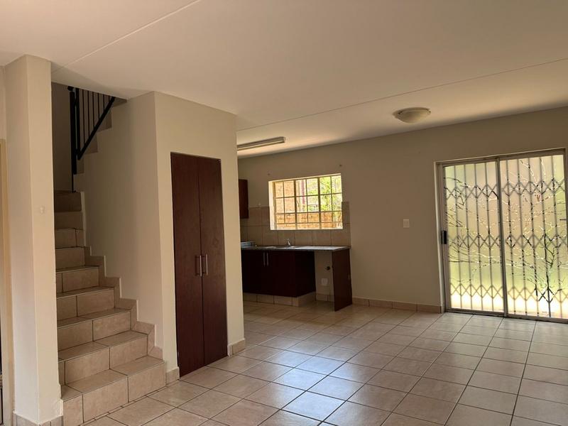 3 Bedroom Property for Sale in Annlin Gauteng
