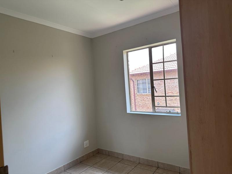 3 Bedroom Property for Sale in Annlin Gauteng