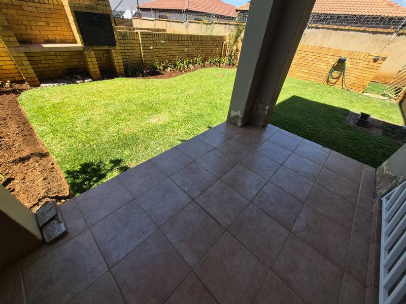 2 Bedroom Property for Sale in Montana Gauteng