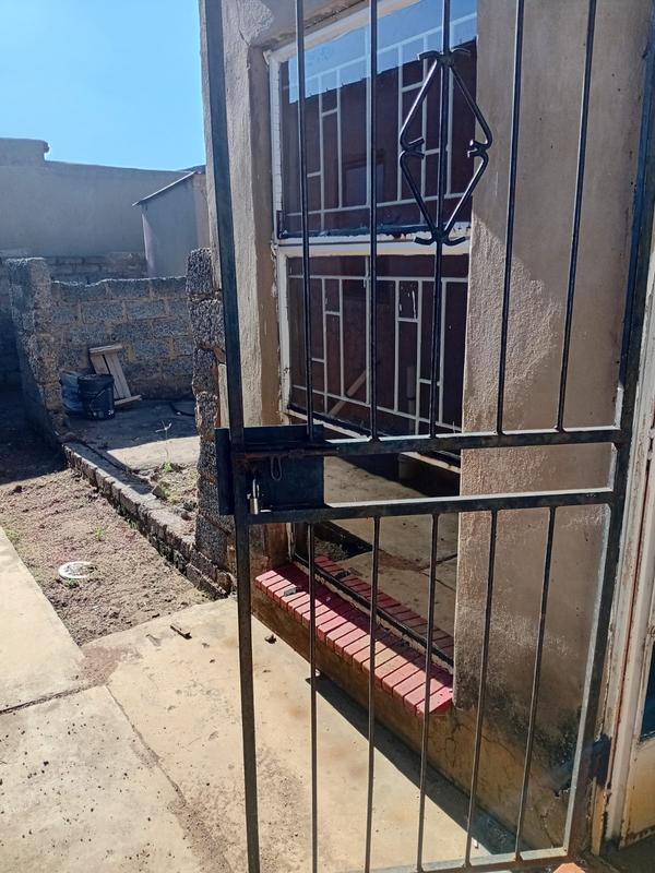 2 Bedroom Property for Sale in Palm Ridge Gauteng