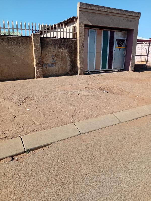 2 Bedroom Property for Sale in Palm Ridge Gauteng