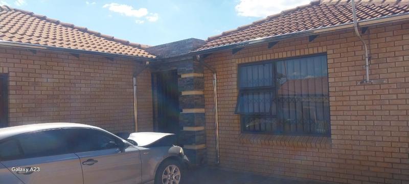 3 Bedroom Property for Sale in Vosloorus Ext 5 Gauteng