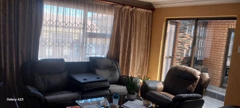 3 Bedroom Property for Sale in Vosloorus Ext 5 Gauteng