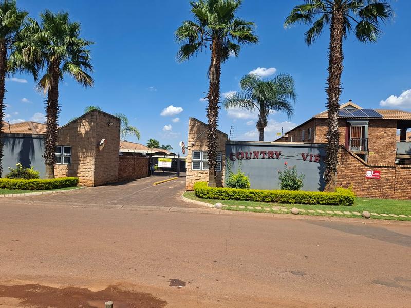 2 Bedroom Property for Sale in Andeon Gauteng