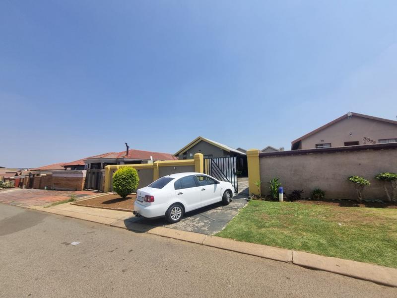 3 Bedroom Property for Sale in Naturena Gauteng