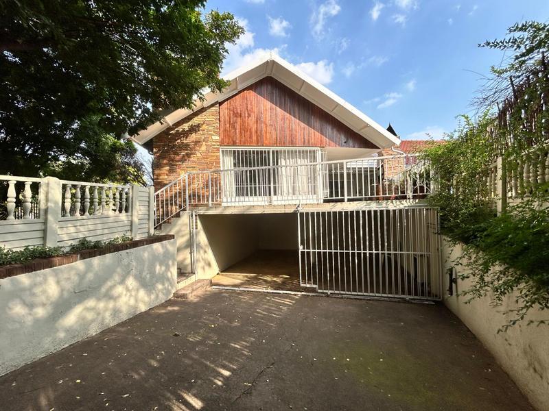 4 Bedroom Property for Sale in Selcourt Gauteng