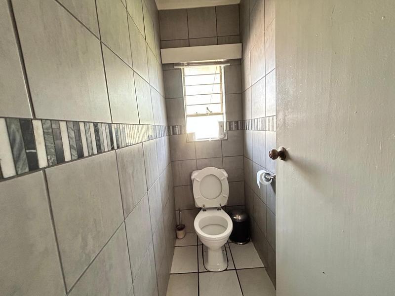 4 Bedroom Property for Sale in Selcourt Gauteng