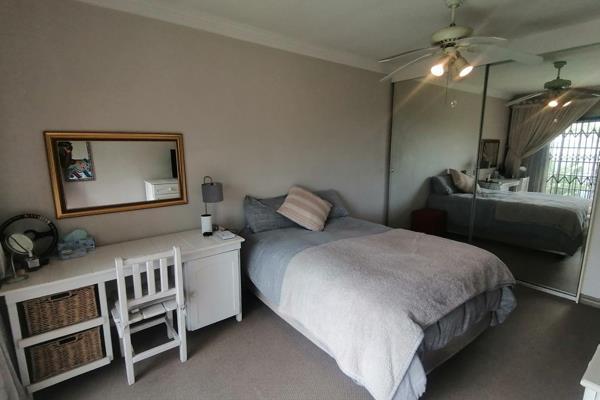 4 Bedroom Property for Sale in Glenvista Gauteng