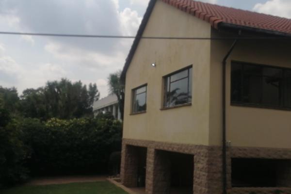 4 Bedroom Property for Sale in Glenvista Gauteng