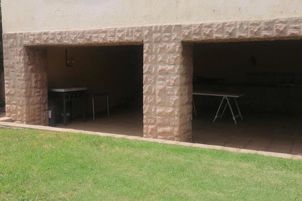 4 Bedroom Property for Sale in Glenvista Gauteng