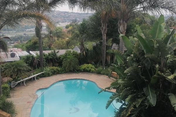 4 Bedroom Property for Sale in Glenvista Gauteng