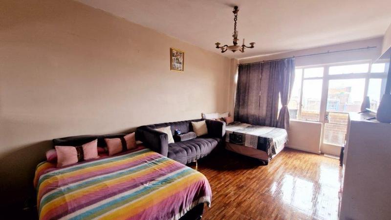 2 Bedroom Property for Sale in Hillbrow Gauteng