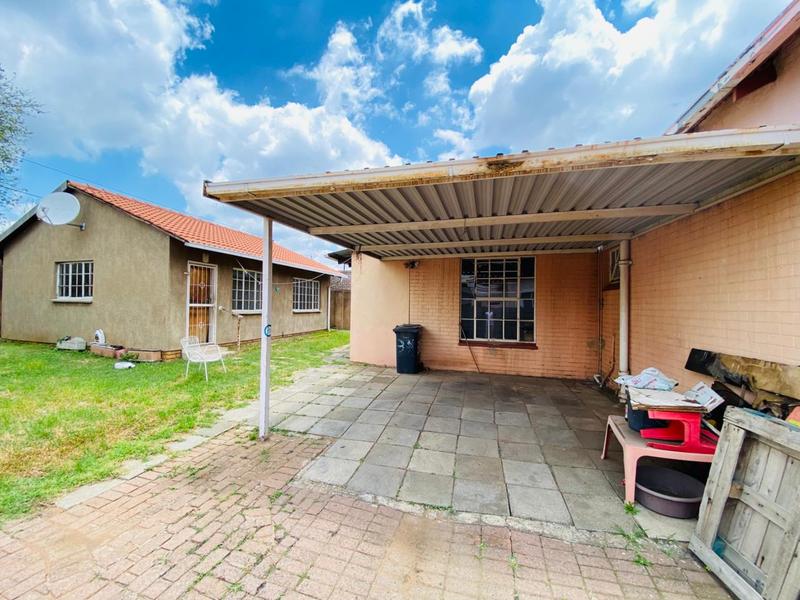 3 Bedroom Property for Sale in Kenilworth Gauteng