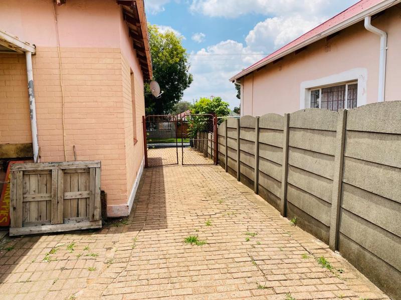 3 Bedroom Property for Sale in Kenilworth Gauteng