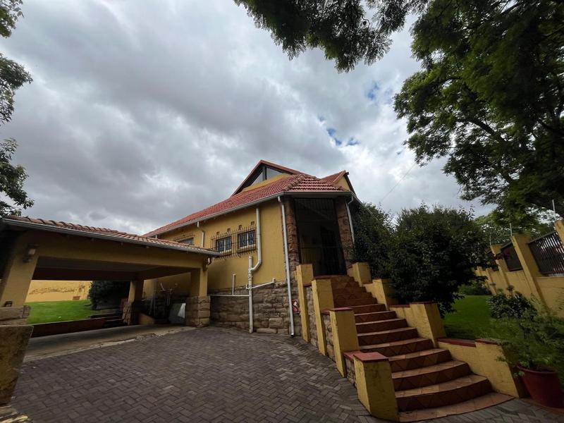 7 Bedroom Property for Sale in Kensington Gauteng