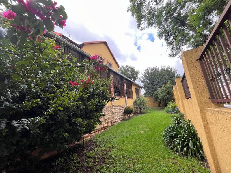 7 Bedroom Property for Sale in Kensington Gauteng