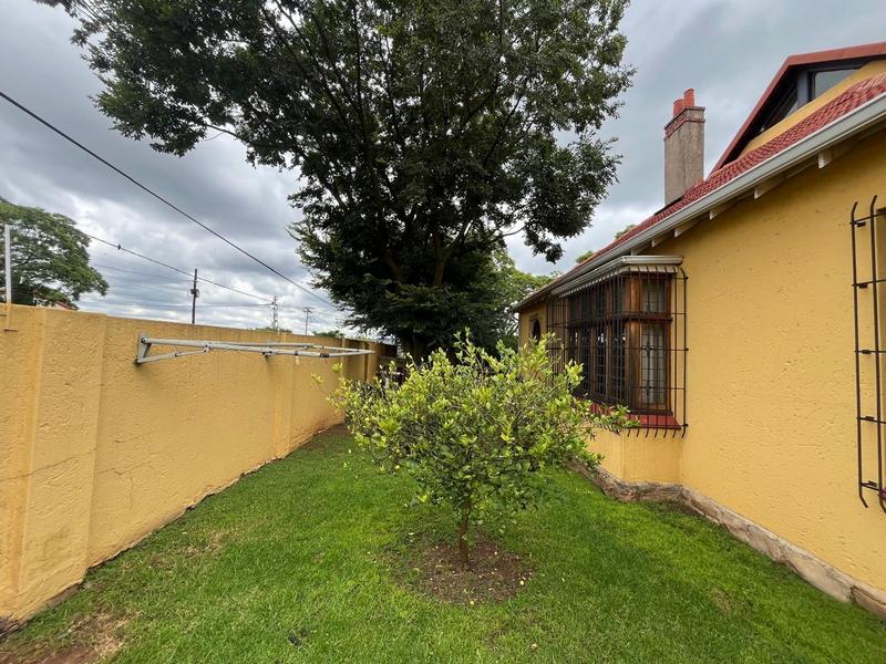 7 Bedroom Property for Sale in Kensington Gauteng