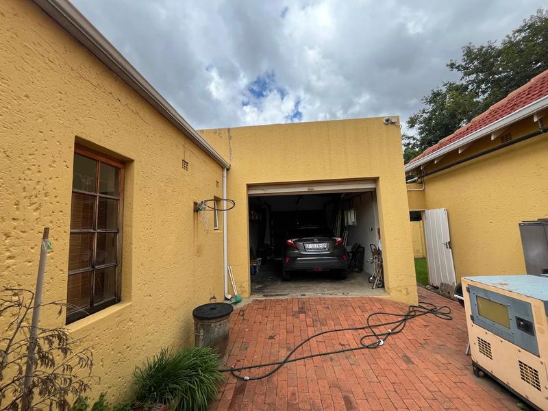 7 Bedroom Property for Sale in Kensington Gauteng