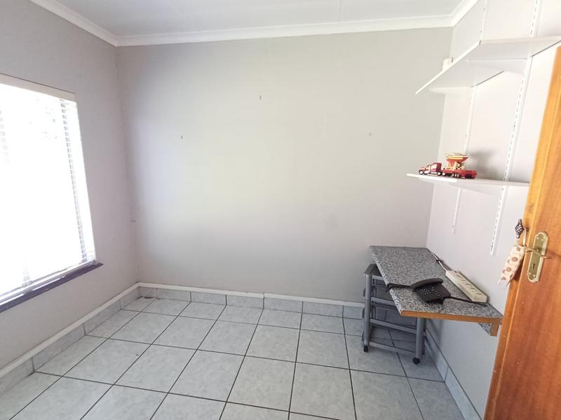 3 Bedroom Property for Sale in Vanderbijlpark CE 4 Gauteng
