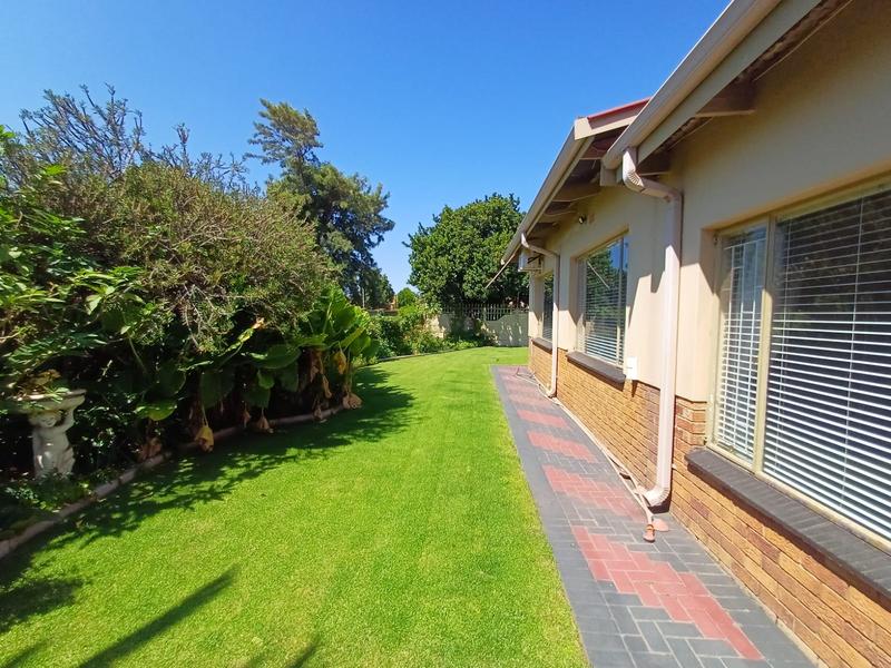 3 Bedroom Property for Sale in Vanderbijlpark CE 4 Gauteng