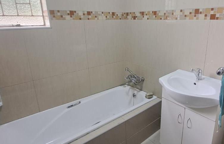 3 Bedroom Property for Sale in Vanderbijlpark CW 1 Gauteng