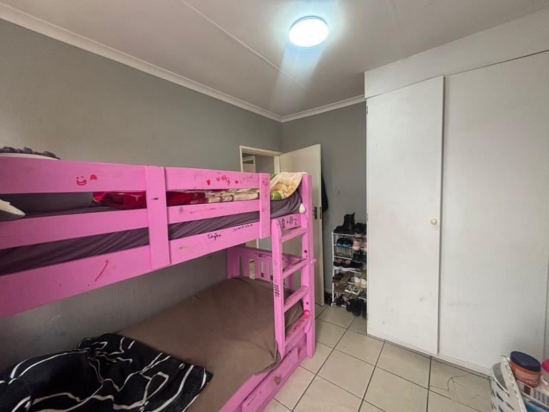 2 Bedroom Property for Sale in Strubensvallei Gauteng
