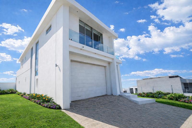 To Let 4 Bedroom Property for Rent in Waterkloof Heights Gauteng