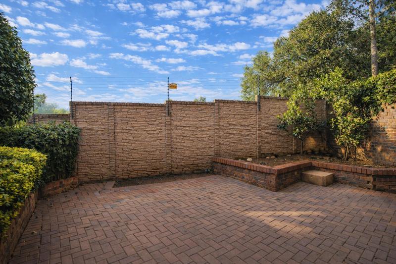 2 Bedroom Property for Sale in Waterkloof Ridge Gauteng