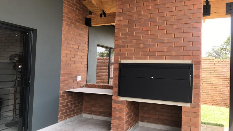 3 Bedroom Property for Sale in Olympus AH Gauteng