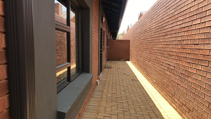 3 Bedroom Property for Sale in Olympus AH Gauteng