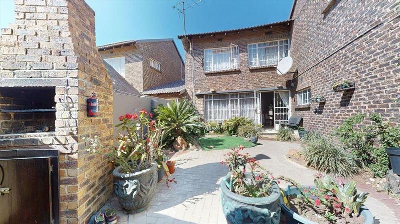 3 Bedroom Property for Sale in Elspark Gauteng