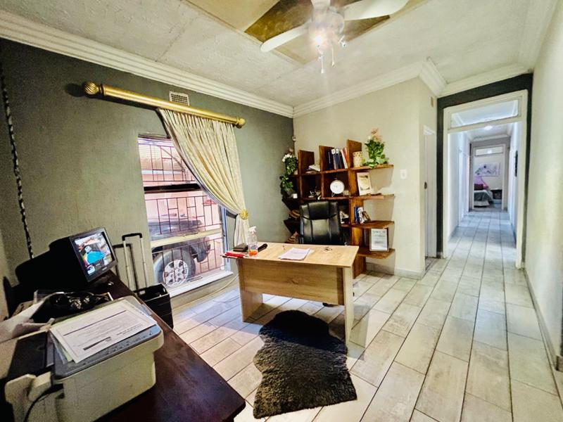 4 Bedroom Property for Sale in Vanderbijlpark CE Gauteng