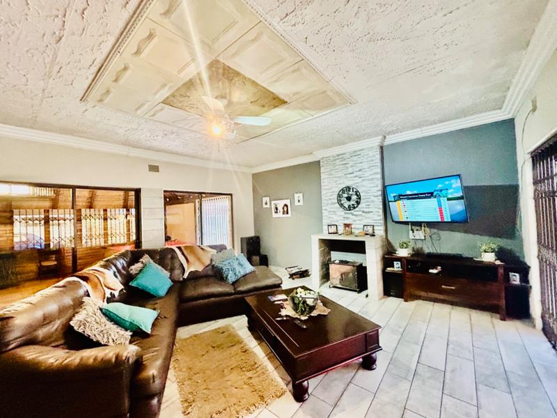 4 Bedroom Property for Sale in Vanderbijlpark CE Gauteng